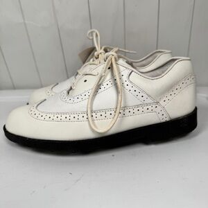 NWT Vintage Dunlop Champ Spike‎ Golf Shoes Womens US 6.5 White Leather Wing Tip